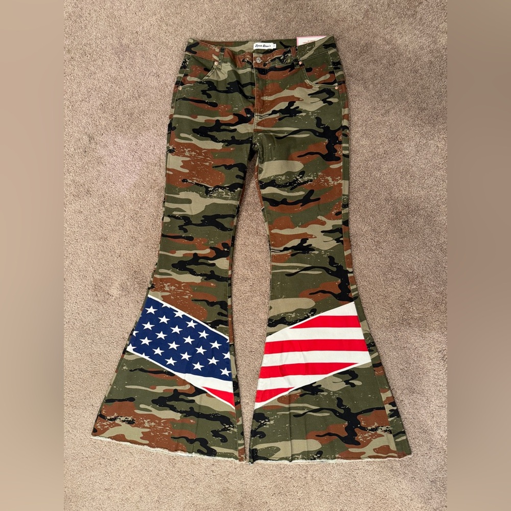 Ranch Dress’n Camo Flare Jeans with Flag Detail